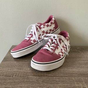 Like New Woman’s Vans🛹